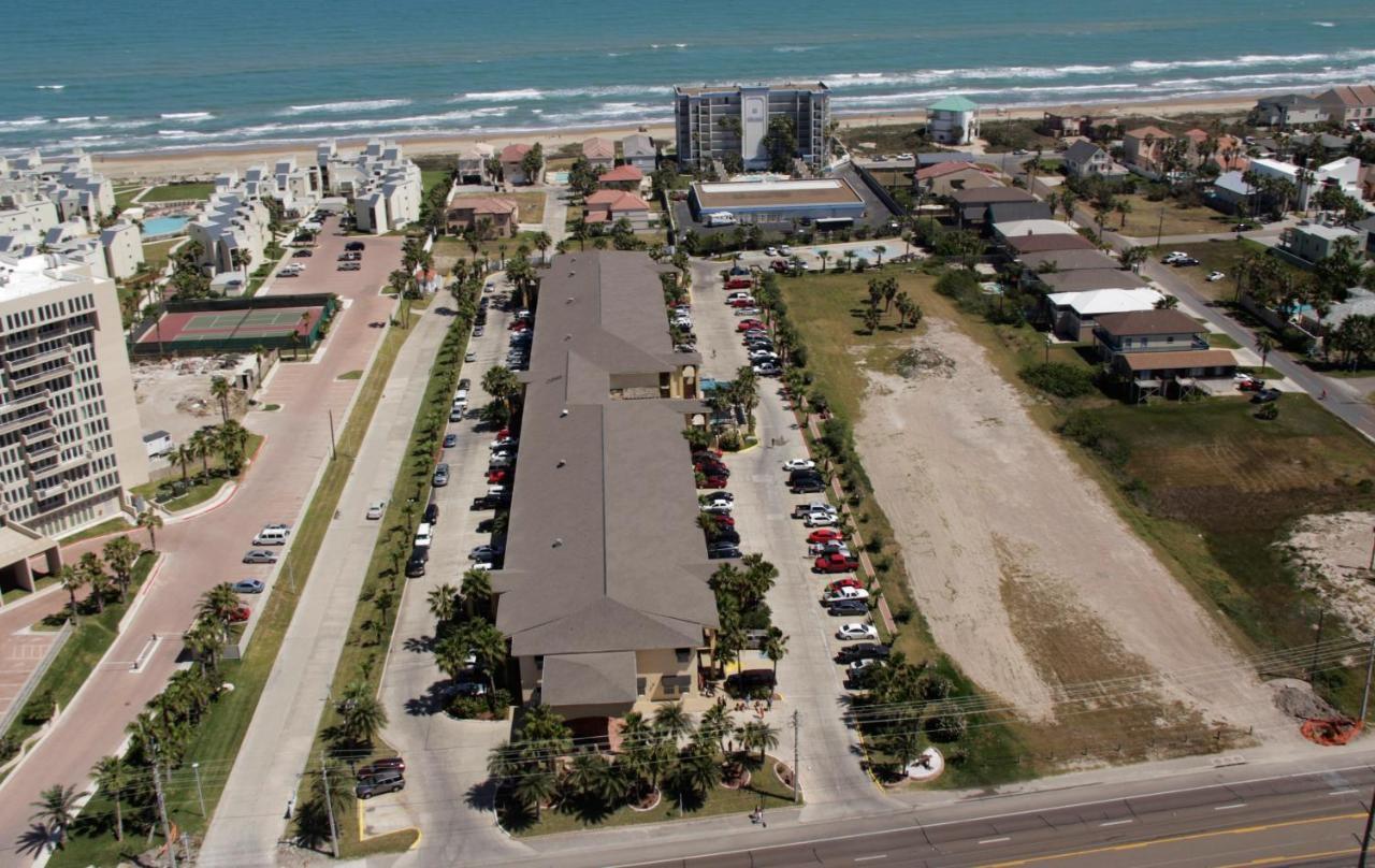 Ramada By Wyndham & Suites South Padre Island Exterior foto